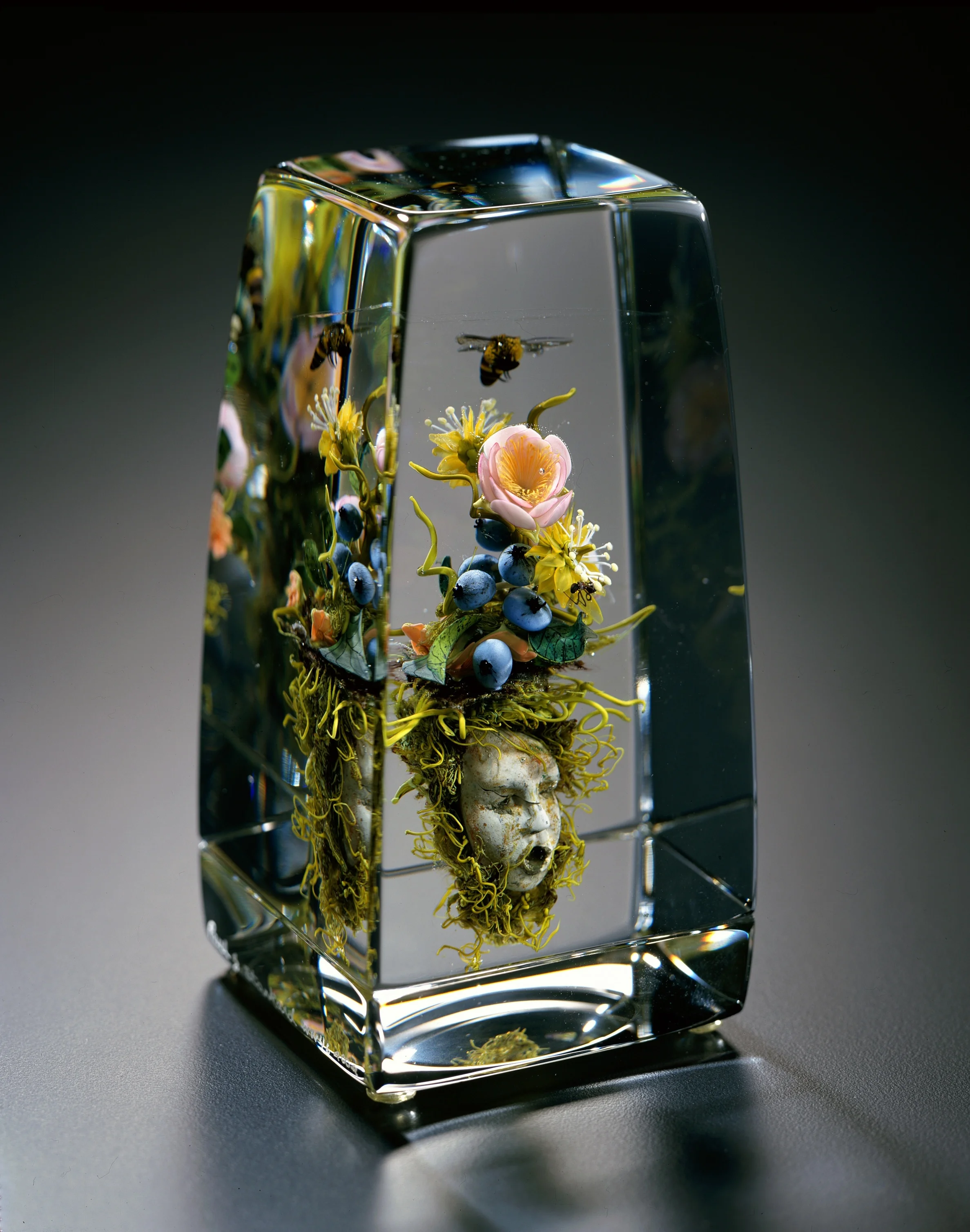 glass art, glass flowers — Paul J. Stankard